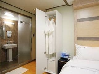 Daeyoung Hotel Myeongdong photo 4