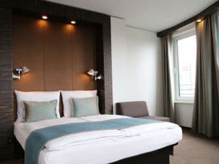 Motel One Berlin-Hauptbahnhof photo 3